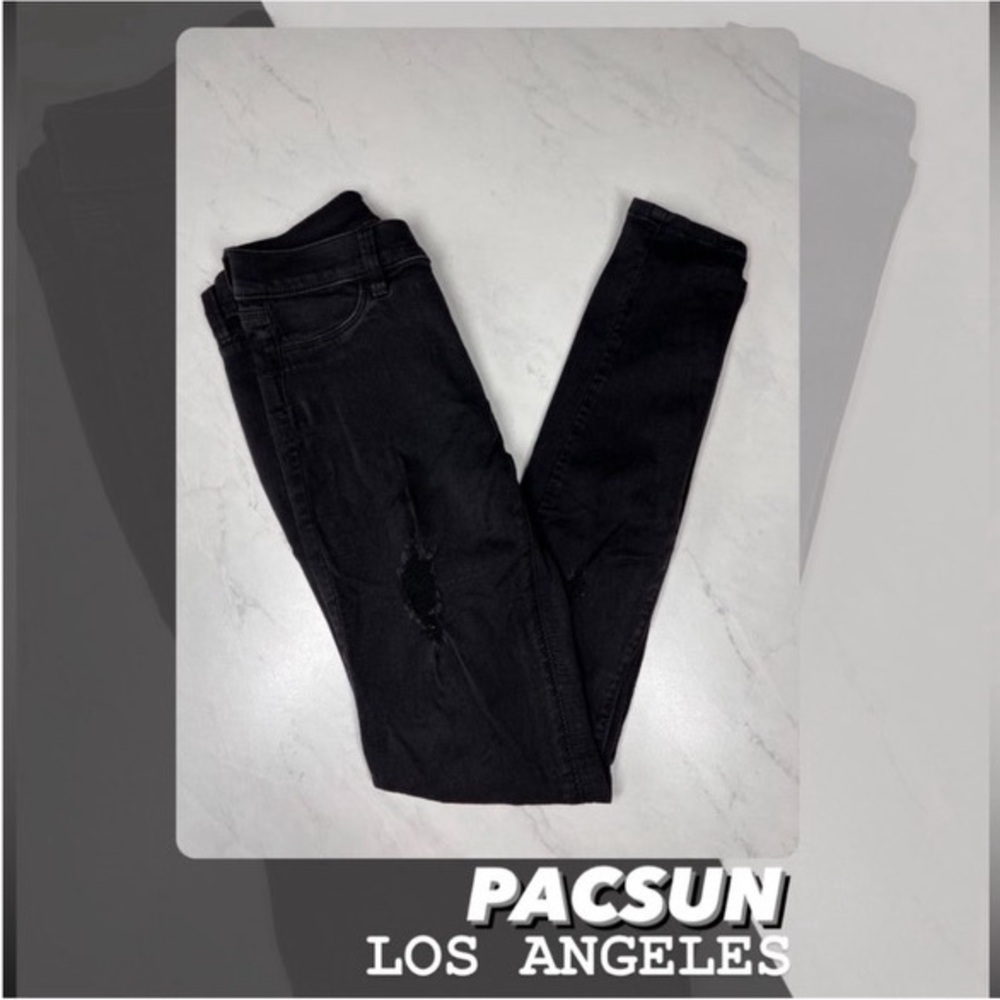 EUC PACSUN Distressed Jeggings